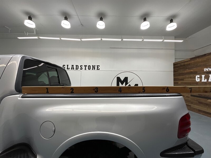 1997 Ford F-150 XLT Regular Cab 4X4 / 4.6L V8 / 5-SPEED MANUAL / LIFTED w. BRAND NEW TIRES / ZERO RUST - Photo 9 - Gladstone, OR 97027