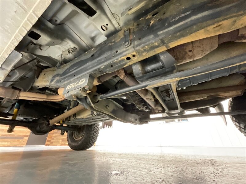 1997 Ford F-150 XLT Regular Cab 4X4 / 4.6L V8 / 5-SPEED MANUAL / LIFTED w. BRAND NEW TIRES / ZERO RUST - Photo 45 - Gladstone, OR 97027