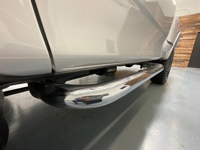 1997 Ford F-150 XLT Regular Cab 4X4 / 4.6L V8 / 5-SPEED MANUAL / LIFTED w. BRAND NEW TIRES / ZERO RUST - Photo 39 - Gladstone, OR 97027