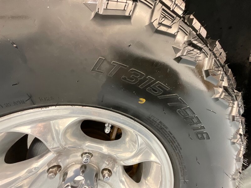 1997 Ford F-150 XLT Regular Cab 4X4 / 4.6L V8 / 5-SPEED MANUAL / LIFTED w. BRAND NEW TIRES / ZERO RUST - Photo 47 - Gladstone, OR 97027