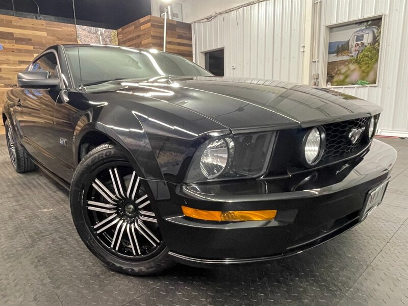 2007 Ford Mustang GT Premium /  V8 / 5   - Photo 10 - Gladstone, OR 97027