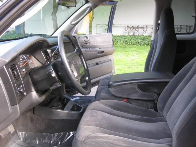 2002 Dodge Dakota Sport Club Cab 4X4 w/Matching Canopy   - Photo 31 - Portland, OR 97217