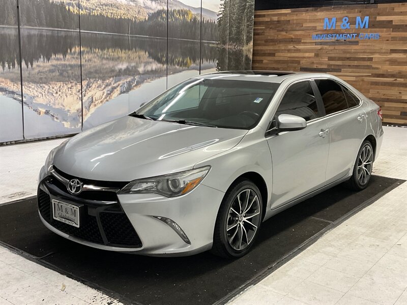 2015 Toyota Camry XSE Sedan / 2.5L 4Cyl / 1-OWNER LOCAL  / Sunroof / Backup Camera - Photo 25 - Gladstone, OR 97027