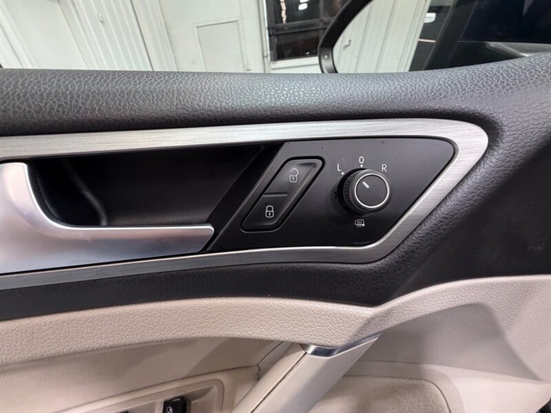 2017 Volkswagen Golf TSI Wolfsburg Edition Hatchback Leather Sunroof / Low Miles - Photo 21 - Gladstone, OR 97027
