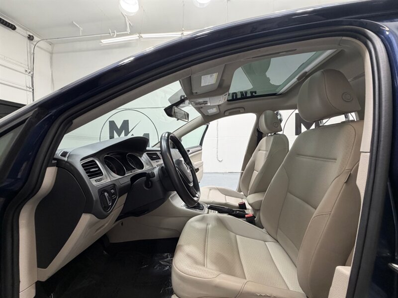 2017 Volkswagen Golf TSI Wolfsburg Edition Hatchback Leather Sunroof / Low Miles - Photo 11 - Gladstone, OR 97027