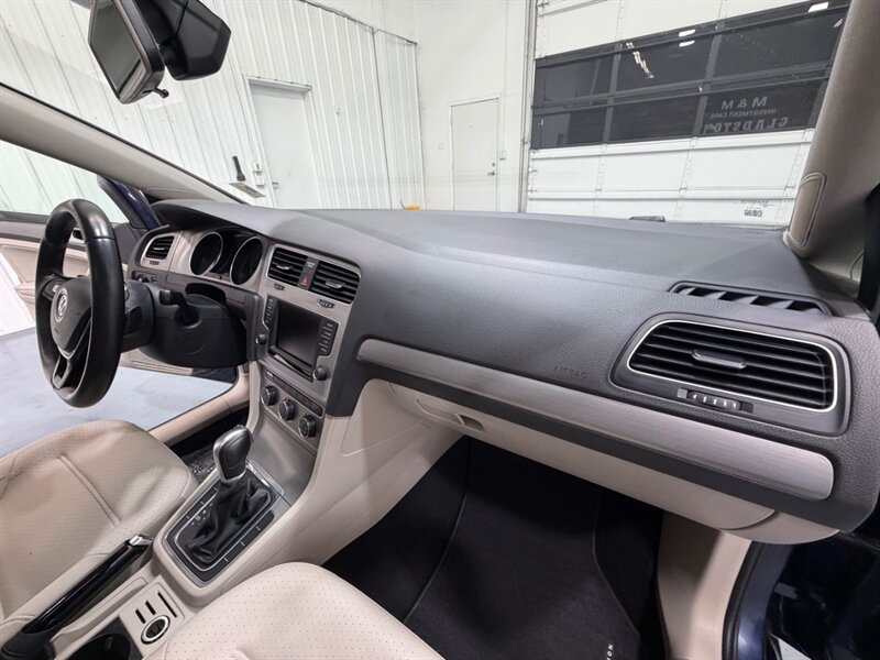 2017 Volkswagen Golf TSI Wolfsburg Edition Hatchback Leather Sunroof / Low Miles - Photo 19 - Gladstone, OR 97027