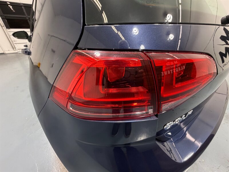 2017 Volkswagen Golf TSI Wolfsburg Edition Hatchback Leather Sunroof / Low Miles - Photo 28 - Gladstone, OR 97027