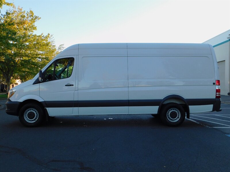 2018 Mercedes-Benz Sprinter 2500 Cargo Van 170 in WB HIGH ROOF / V6 DIESEL   - Photo 3 - Portland, OR 97217