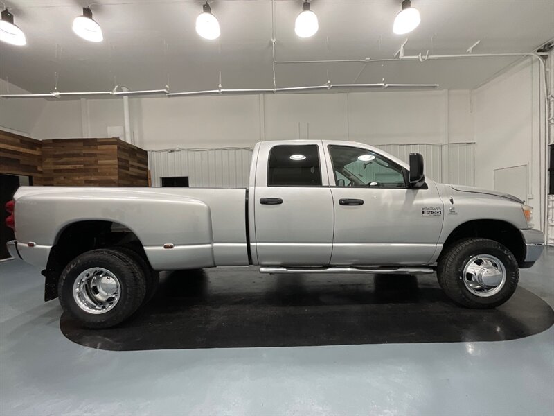 2007 Dodge Ram 3500 4X4 /DUALLY / 6.7L DIESEL /6-SPEED /57,000 MILES  / LOCAL TRUCK RUST FREE - Photo 4 - Gladstone, OR 97027