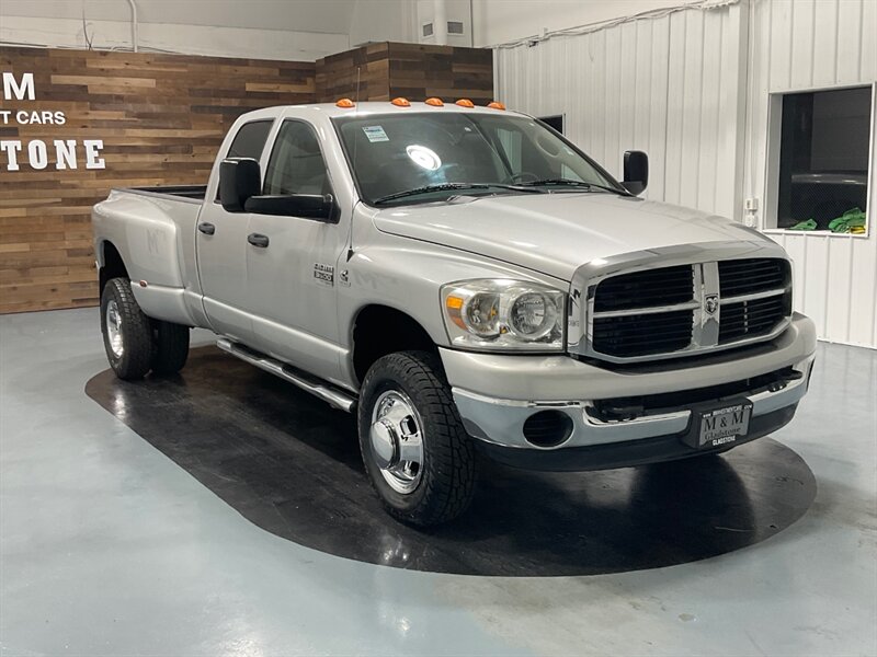 2007 Dodge Ram 3500 4X4 /DUALLY / 6.7L DIESEL /6-SPEED /57,000 MILES  / LOCAL TRUCK RUST FREE - Photo 2 - Gladstone, OR 97027