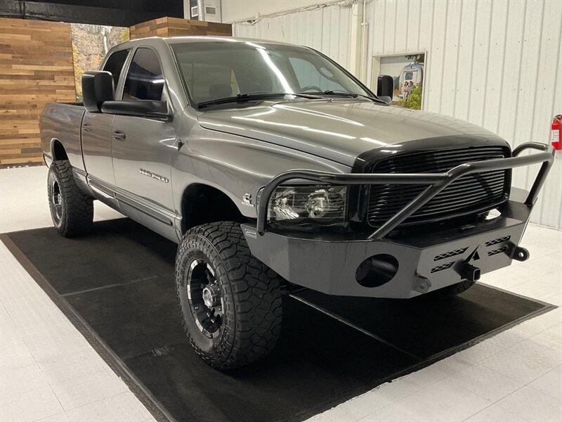 2005 Dodge Ram 2500 SLT 4X4 / 5.9L CUMMINS DIESEL / 6-SPEED / LIFTED  / RUST FREE TRUCK / CUSTOM BUMPER / LIFTED w. 35 " TIRES & 17 " WHEELS / 140,000 MILES - Photo 2 - Gladstone, OR 97027