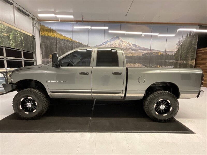 2005 Dodge Ram 2500 SLT 4X4 / 5.9L CUMMINS DIESEL / 6-SPEED / LIFTED  / RUST FREE TRUCK / CUSTOM BUMPER / LIFTED w. 35 " TIRES & 17 " WHEELS / 140,000 MILES - Photo 3 - Gladstone, OR 97027