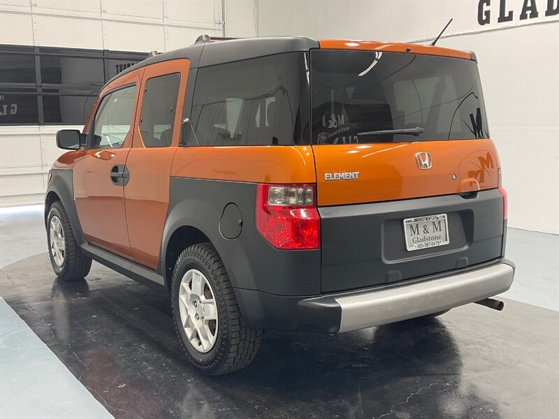 2007 Honda Element LX Sport Utility AWD / 4Cyl / Sunroof / RUST FREE  / ALL WHEEL DRIVE - Photo 8 - Gladstone, OR 97027