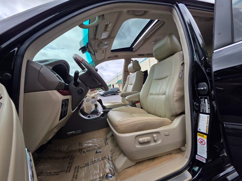 2009 Lexus GX 470 4X4 / V8 4.7L / 8-Passenger / Eibach Suspension Lift / Timing Belt Done / TRD Wheels / New Tires / Fully Loaded / Zero Rust - Photo 13 - Portland, OR 97217