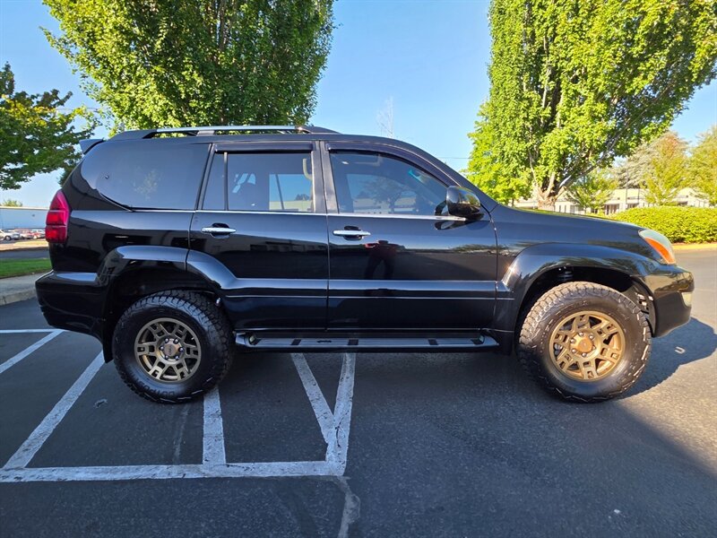 2009 Lexus GX 470 4X4 / V8 4.7L / 8-Passenger / Eibach Suspension Lift / Timing Belt Done / TRD Wheels / New Tires / Fully Loaded / Zero Rust - Photo 4 - Portland, OR 97217
