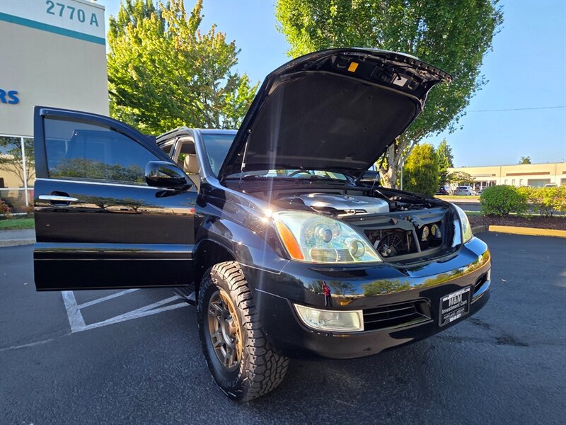 2009 Lexus GX 470 4X4 / V8 4.7L / 8-Passenger / Eibach Suspension Lift / Timing Belt Done / TRD Wheels / New Tires / Fully Loaded / Zero Rust - Photo 26 - Portland, OR 97217