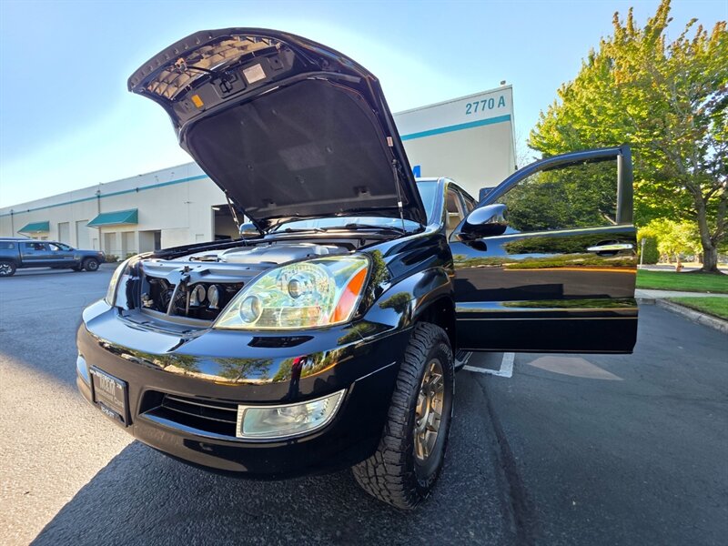 2009 Lexus GX 470 4X4 / V8 4.7L / 8-Passenger / Eibach Suspension Lift / Timing Belt Done / TRD Wheels / New Tires / Fully Loaded / Zero Rust - Photo 25 - Portland, OR 97217