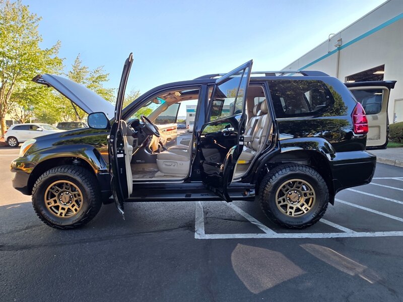 2009 Lexus GX 470 4X4 / V8 4.7L / 8-Passenger / Eibach Suspension Lift / Timing Belt Done / TRD Wheels / New Tires / Fully Loaded / Zero Rust - Photo 23 - Portland, OR 97217