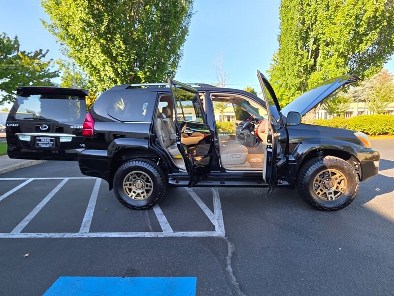2009 Lexus GX 470 4X4 / V8 4.7L / 8-Passenger / Eibach Suspension Lift / Timing Belt Done / TRD Wheels / New Tires / Fully Loaded / Zero Rust - Photo 24 - Portland, OR 97217