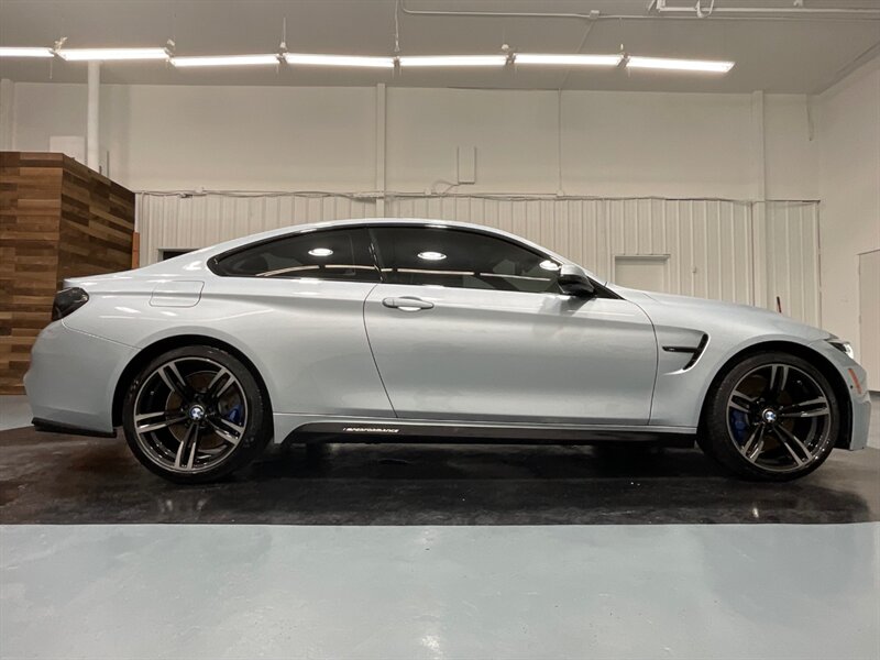 2018 BMW M4 2Dr Coupe / Twin Turbo / 46,000 MILES   - Photo 4 - Gladstone, OR 97027