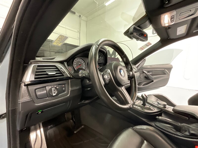 2018 BMW M4 2Dr Coupe / Twin Turbo / 46,000 MILES   - Photo 49 - Gladstone, OR 97027