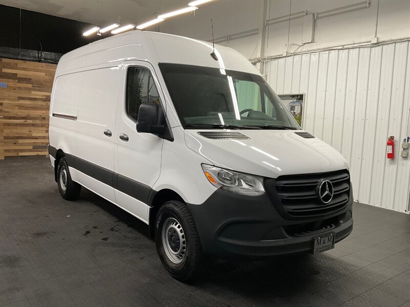 2020 Mercedes-Benz Sprinter 2500 CARGO VAN / 3.0L DIESEL / HIGHROOF / 1-OWNER  LOCAL VAN / SUPER CLEAN / Backup Camera / HIGHROOF & 144 " WB - Photo 2 - Gladstone, OR 97027