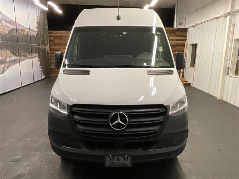 2020 Mercedes-Benz Sprinter 2500 CARGO VAN / 3.0L DIESEL / HIGHROOF / 1-OWNER  LOCAL VAN / SUPER CLEAN / Backup Camera / HIGHROOF & 144 " WB - Photo 5 - Gladstone, OR 97027