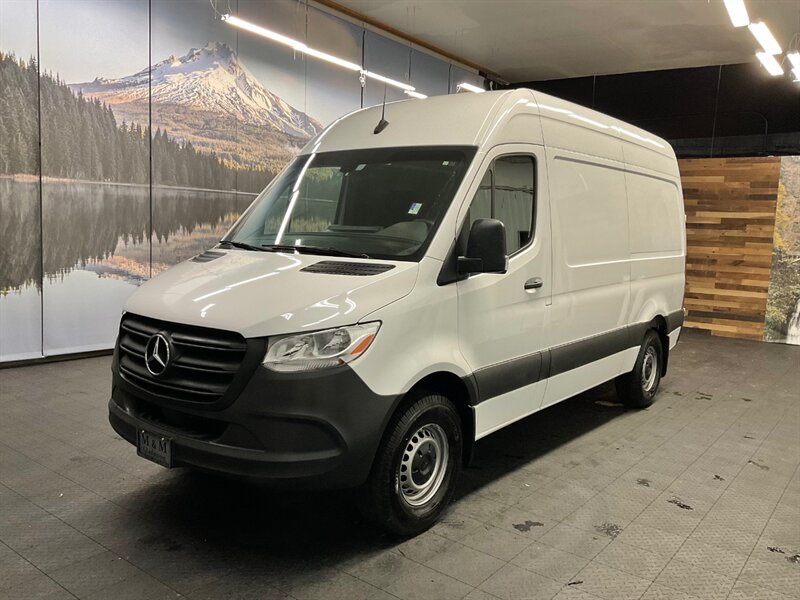 2020 Mercedes-Benz Sprinter 2500 CARGO VAN / 3.0L DIESEL / HIGHROOF / 1-OWNER  LOCAL VAN / SUPER CLEAN / Backup Camera / HIGHROOF & 144 " WB - Photo 25 - Gladstone, OR 97027