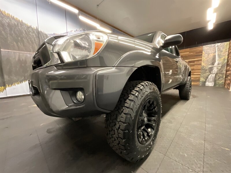 2013 Toyota Tacoma 4x4 / V6 4.0L / NEW LIFT WHEELS TIRES  Extra Cab / LEATHER / Backup Camera / LIFTED - Photo 10 - Gladstone, OR 97027