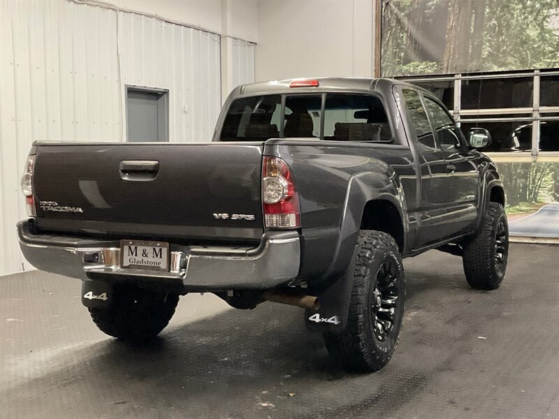 2013 Toyota Tacoma 4x4 / V6 4.0L / NEW LIFT WHEELS TIRES  Extra Cab / LEATHER / Backup Camera / LIFTED - Photo 8 - Gladstone, OR 97027