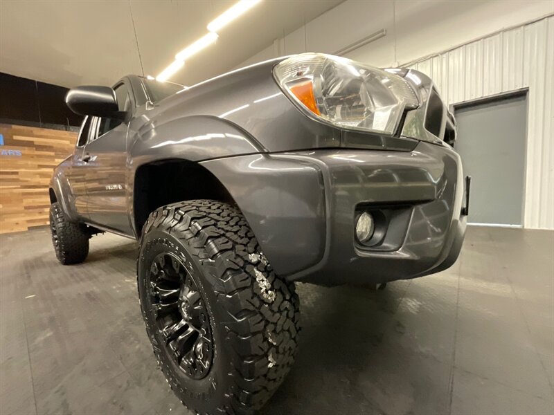 2013 Toyota Tacoma 4x4 / V6 4.0L / NEW LIFT WHEELS TIRES  Extra Cab / LEATHER / Backup Camera / LIFTED - Photo 11 - Gladstone, OR 97027