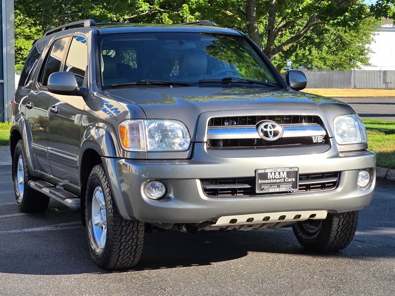 2005 Toyota Sequoia V8 4.7L TIMING BELT DONE / 8-SEATER / 1-OWNER / LEATHER / PARK SENSORS / GREAT RECORDS - Photo 2 - Portland, OR 97217