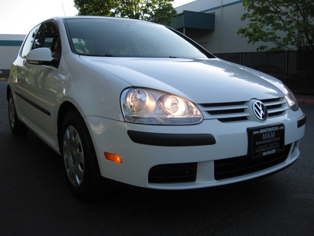 2008 Volkswagen Rabbit S PZEV/ 5-Speed / 5Cyl / Factory Warranty - Photo 36 - Portland, OR 97217