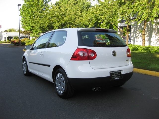 2008 Volkswagen Rabbit S PZEV/ 5-Speed / 5Cyl / Factory Warranty - Photo 3 - Portland, OR 97217