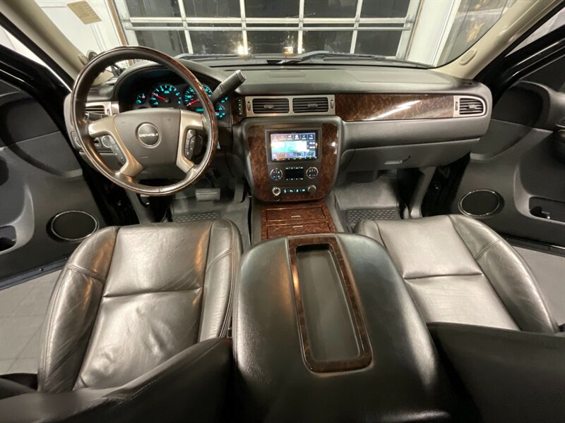 2013 GMC Sierra 3500 Denali Crew Cab 4X4   - Photo 27 - Gladstone, OR 97027