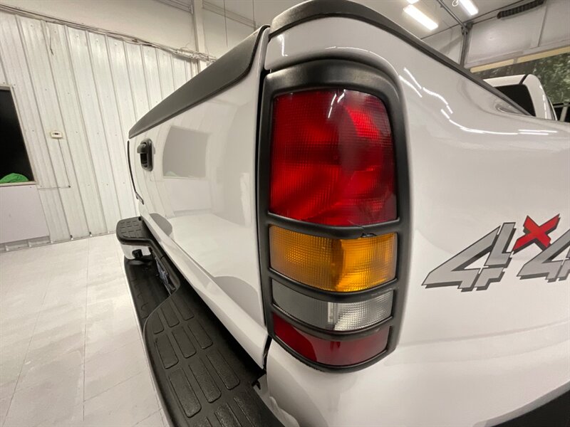 2007 Chevrolet Silverado 3500 LT Crew Cab 4X4 / 6.6L DIESEL / DUALLY / LBZ MOTOR  / BRAND NEW TIRES / Leather / Rear Airbags - Photo 30 - Gladstone, OR 97027