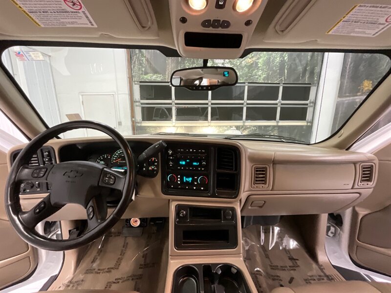 2007 Chevrolet Silverado 3500 LT Crew Cab 4X4 / 6.6L DIESEL / DUALLY / LBZ MOTOR  / BRAND NEW TIRES / Leather / Rear Airbags - Photo 15 - Gladstone, OR 97027