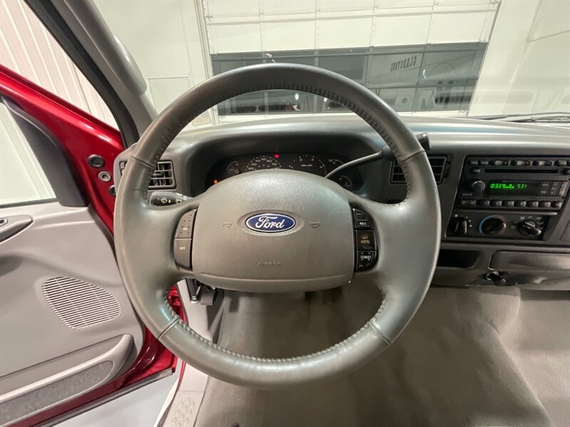 2003 Ford F-250 Lariat Super Cab 4X4 / 7.3L DIESEL /1-OWNER/FX4  / BRAND NEW TIRES/ Leather Heated Seats / ZERO RUST / SHORT BED - Photo 17 - Gladstone, OR 97027