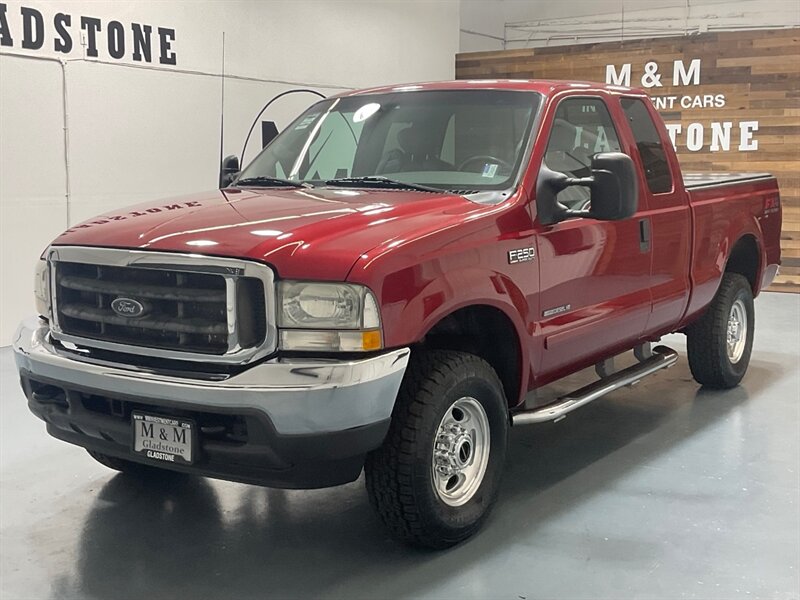 2003 Ford F-250 Lariat Super Cab 4X4 / 7.3L DIESEL /1-OWNER/FX4  / BRAND NEW TIRES/ Leather Heated Seats / ZERO RUST / SHORT BED