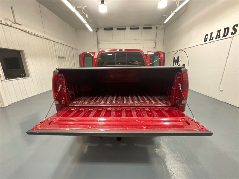 2003 Ford F-250 Lariat Super Cab 4X4 / 7.3L DIESEL /1-OWNER/FX4  / BRAND NEW TIRES/ Leather Heated Seats / ZERO RUST / SHORT BED - Photo 10 - Gladstone, OR 97027