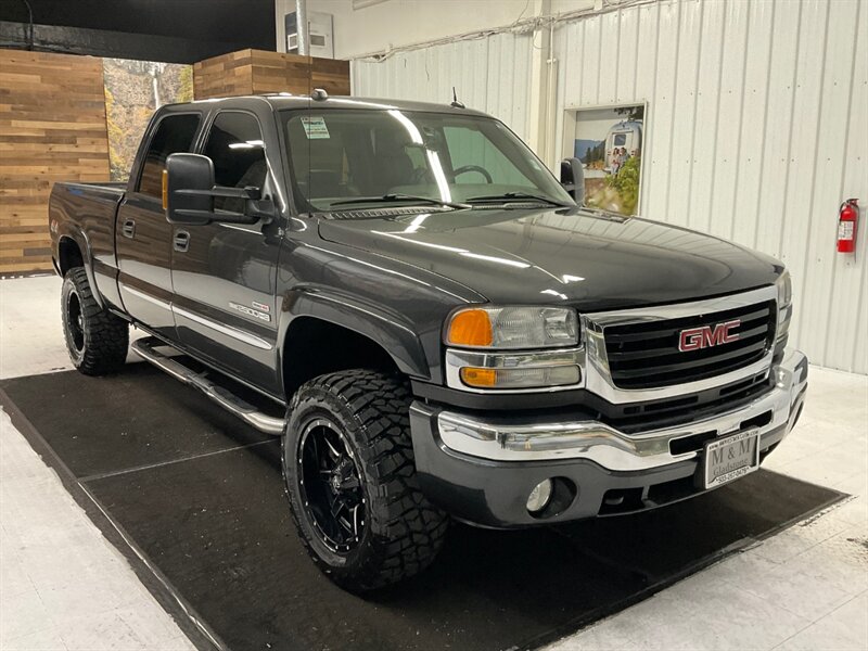 2005 GMC Sierra 2500 SLT Crew Cab 4X4 / 6.6L DIESEL / ALLISON / 1-OWNER  /NEW WHEELS & TIRES / 88,000 MILES - Photo 2 - Gladstone, OR 97027