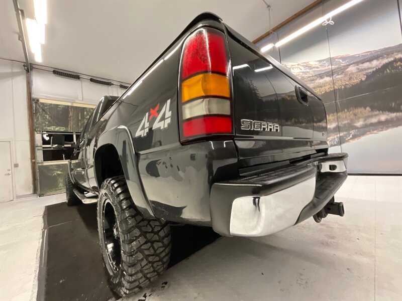 2005 GMC Sierra 2500 SLT Crew Cab 4X4 / 6.6L DIESEL / ALLISON / 1-OWNER  /NEW WHEELS & TIRES / 88,000 MILES - Photo 49 - Gladstone, OR 97027