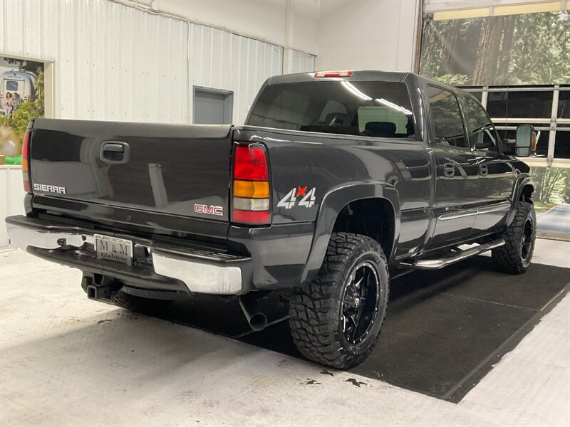 2005 GMC Sierra 2500 SLT Crew Cab 4X4 / 6.6L DIESEL / ALLISON / 1-OWNER  /NEW WHEELS & TIRES / 88,000 MILES - Photo 7 - Gladstone, OR 97027