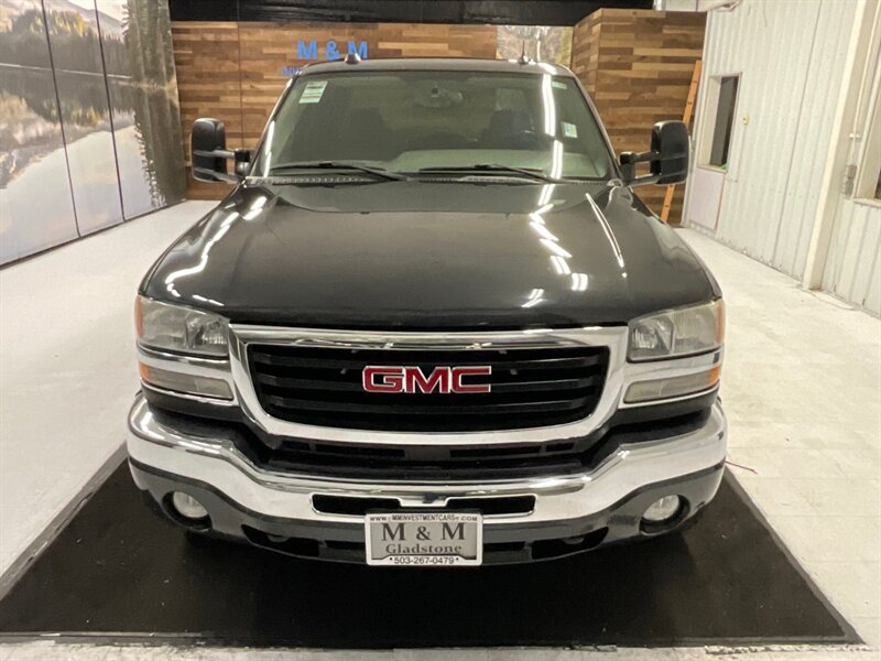 2005 GMC Sierra 2500 SLT Crew Cab 4X4 / 6.6L DIESEL / ALLISON / 1-OWNER  /NEW WHEELS & TIRES / 88,000 MILES - Photo 5 - Gladstone, OR 97027