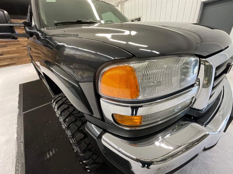 2005 GMC Sierra 2500 SLT Crew Cab 4X4 / 6.6L DIESEL / ALLISON / 1-OWNER  /NEW WHEELS & TIRES / 88,000 MILES - Photo 24 - Gladstone, OR 97027