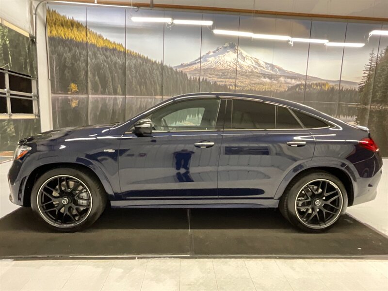 2022 Mercedes-Benz AMG GLE 53 Coupe 4Dr AWD / 6Cyl TURBO / 9,000 MILE  / AMG / Exclusive NAPPA Leather / AMG Night Pkg / Panoramic Sunroof / 22 " AMG WHEELS / MSRP $97575 - Photo 3 - Gladstone, OR 97027