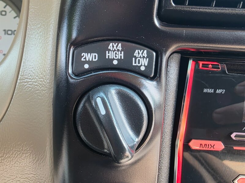 2005 Ford Ranger EDGE Xcab 4X4 / V6 4.0L / Rear Jump Seats / 120Kmi / Rear Doors / Excellent Condition - Photo 19 - Portland, OR 97217