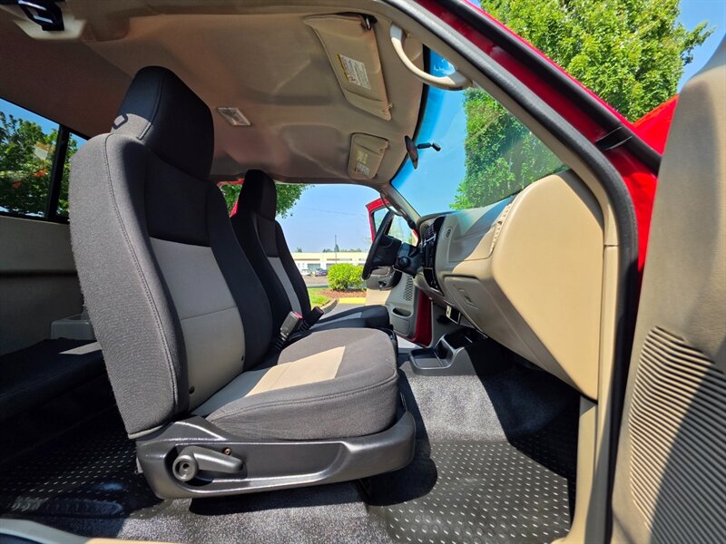 2005 Ford Ranger EDGE Xcab 4X4 / V6 4.0L / Rear Jump Seats / 120Kmi / Rear Doors / Excellent Condition - Photo 14 - Portland, OR 97217