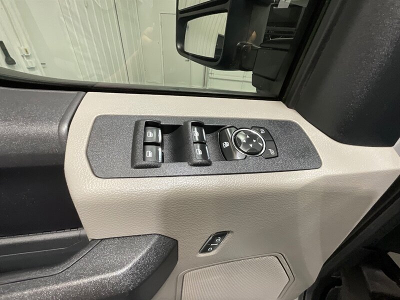 2019 Ford F-250 FX4 / Crew Cab 4X4 / 6.7L DIESEL / LIFTED LIFTED  / Backup Camera - Photo 50 - Gladstone, OR 97027