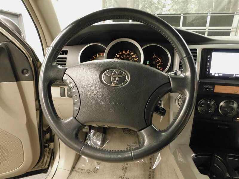 2009 Toyota 4Runner SR5 4X4 / V6 / Navi   - Photo 30 - Gladstone, OR 97027